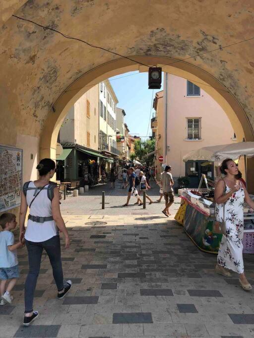 Old Antibes, One Bed App, In Front Of The Port! Apartment Exterior photo