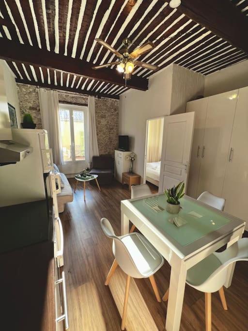 Old Antibes, One Bed App, In Front Of The Port! Apartment Exterior photo
